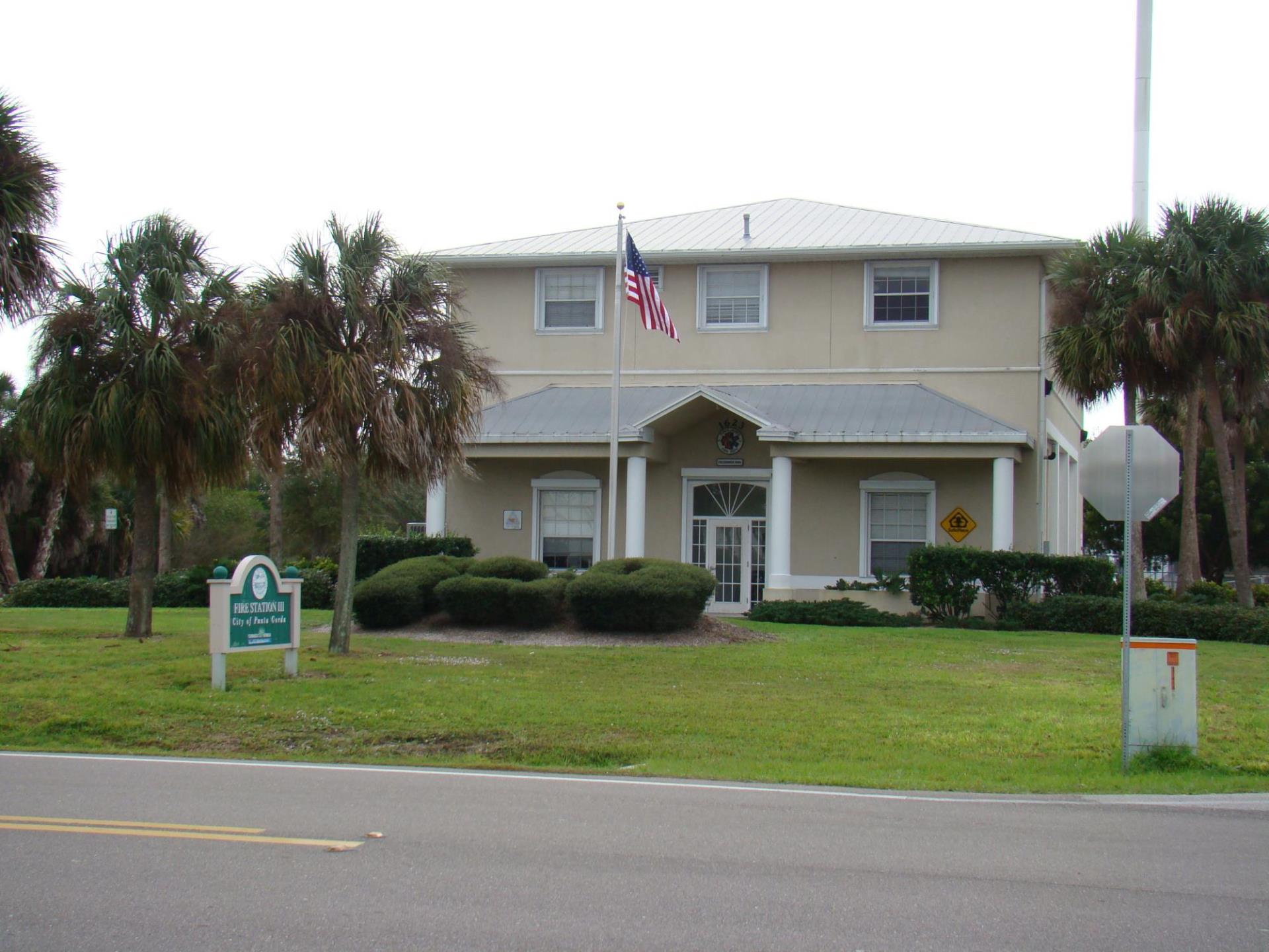 Photo of Fire Station 3 located at 1623 Aqui Esta