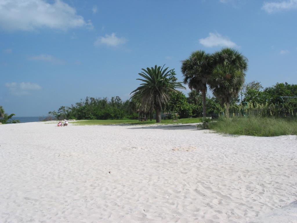 Ponce Beach