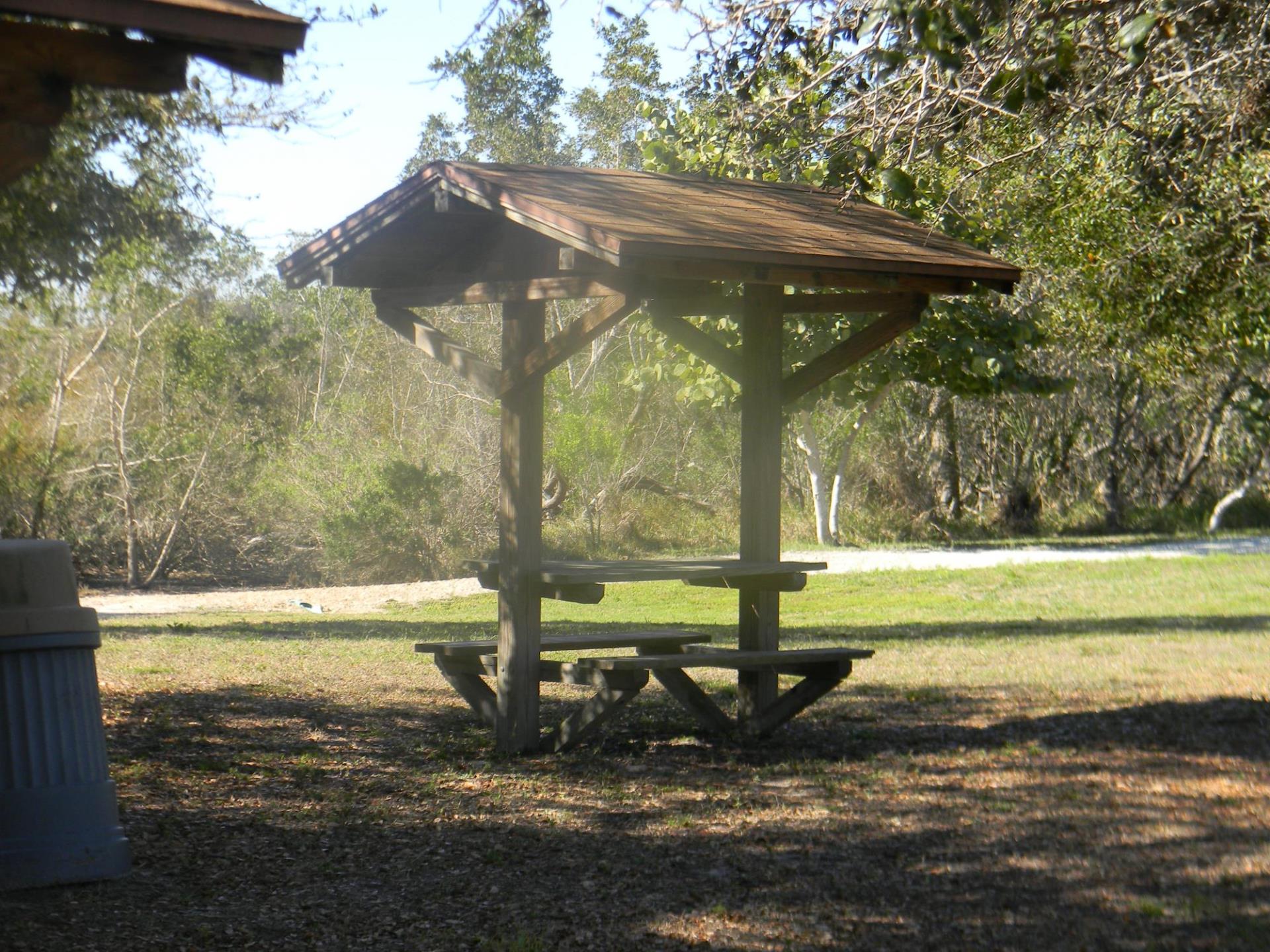 Picnic area in Ponce Park