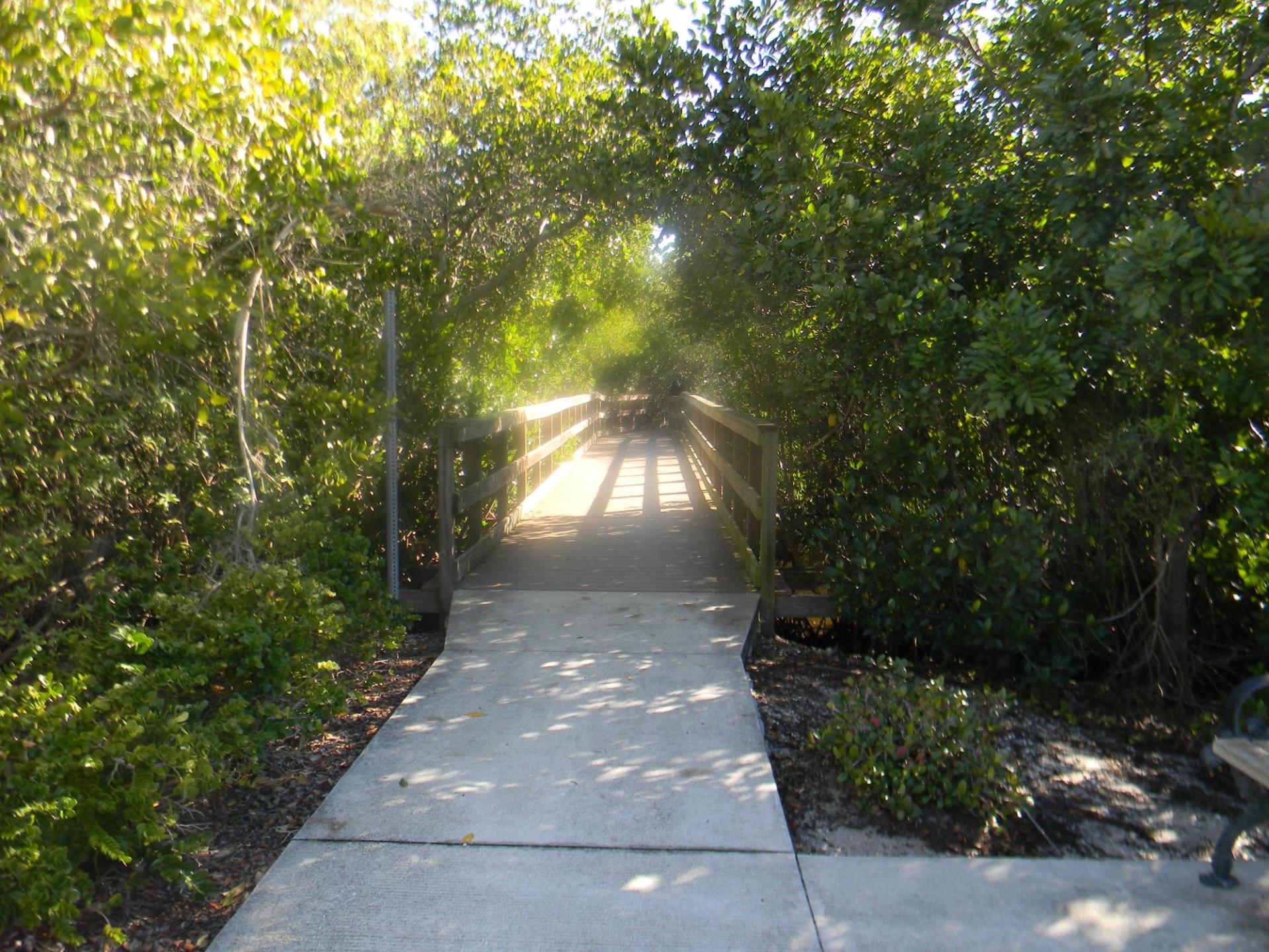 Ponce boardwalk entrance