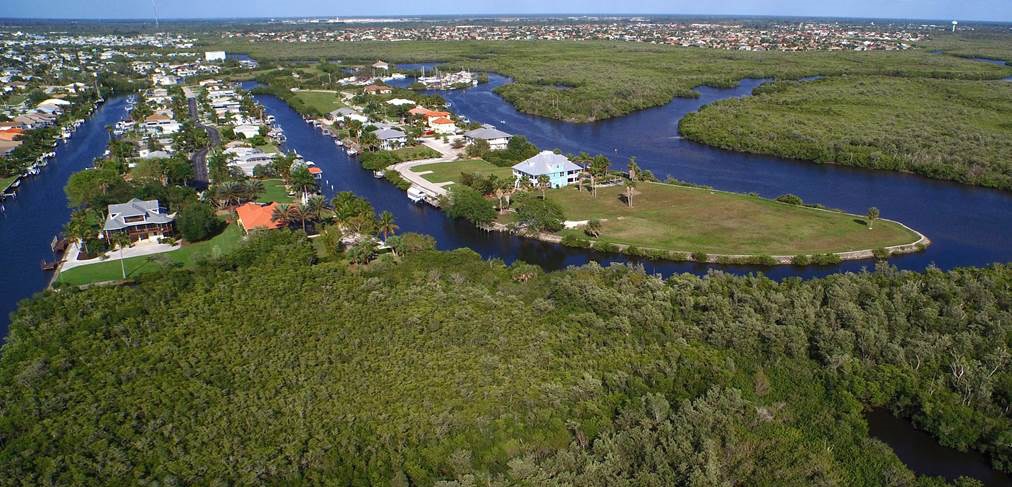 Image of Aerial View Buckley's Pass